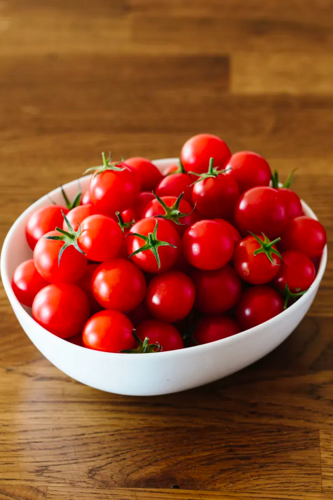 How many tomatoes are in a portion